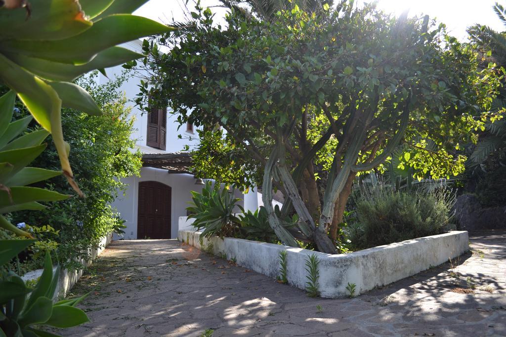 Villa Schicciolina Estrómboli Exterior foto